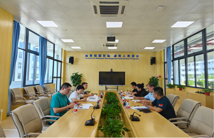 上海外国语大学三亚附属中学积极推进集团化办学工作