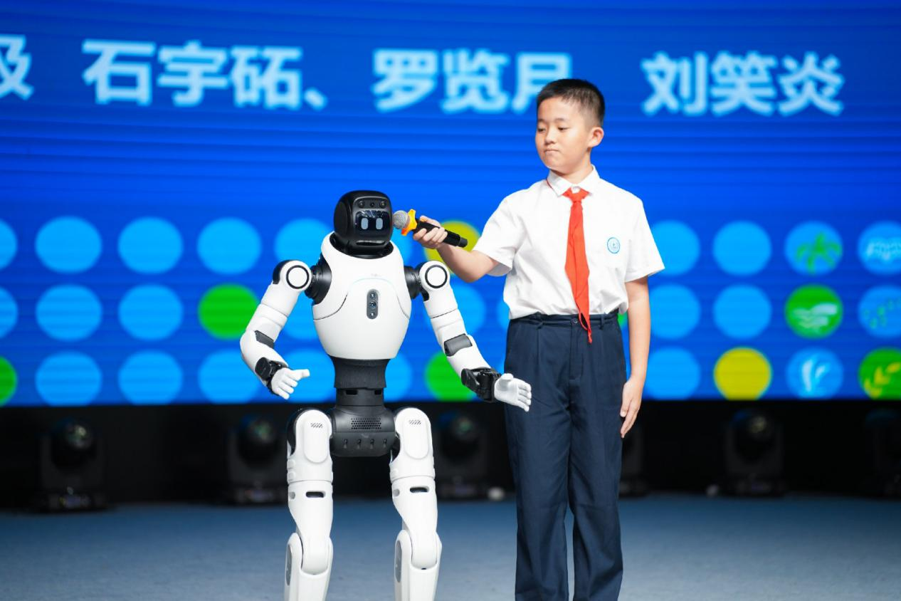 上海外国语大学三亚附属中学第六届科创节成果展示及体验活动圆满落幕